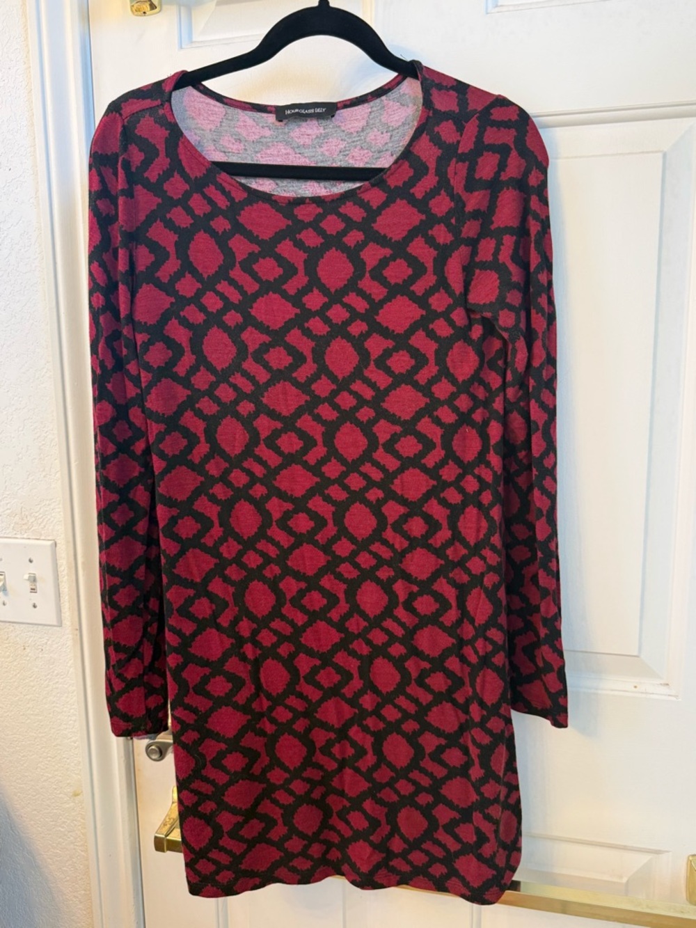 Hourglass Lilly Long Sleeve Patterned Cranberry and Black Dress